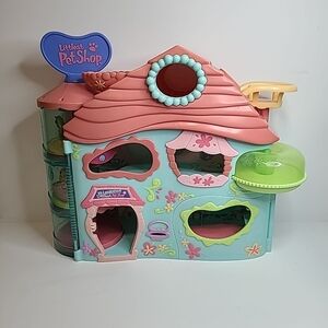 Biggest Littlest Pet Shop Playset House 2005